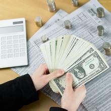 美國最賺錢的15個行業(yè):會計最掙錢