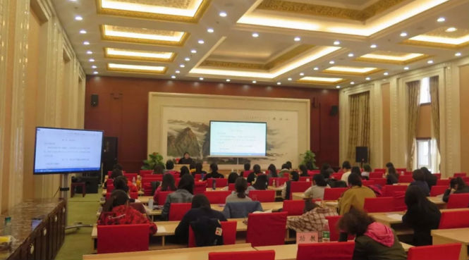 2018年中級(jí)會(huì)計(jì)職稱面授班全部開班了!