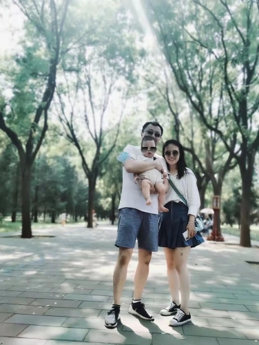 Allen Qian和Mavis Yao 1 Allen Qian和Mavis Yao 1