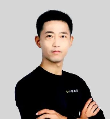 何平教練 何平教練